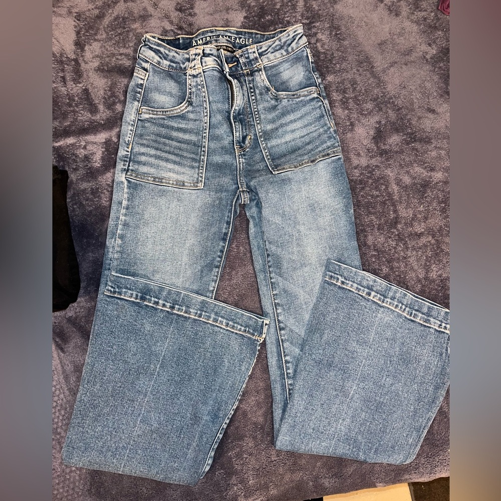 American eagle flares